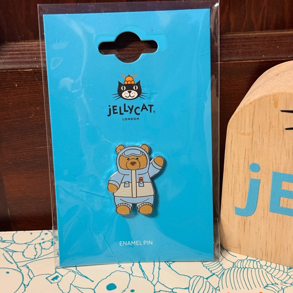 NWT Jellycat Bartholomew Bear Snow Suit enamel pin- Shanghai Exclusive